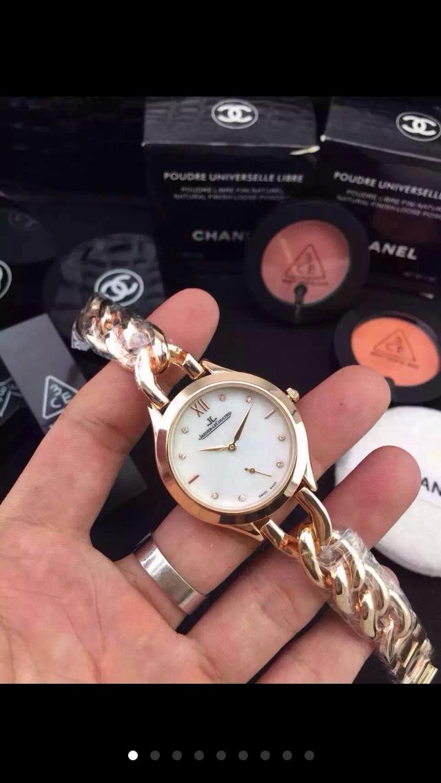积家新款积家真的很少出这样的精品欧美范的手链式表带简约的母贝石