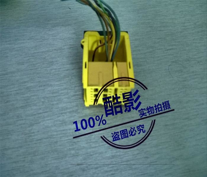奔驰164gl350ml450 320 280 500后sam电脑板插头 后保险丝盒插头