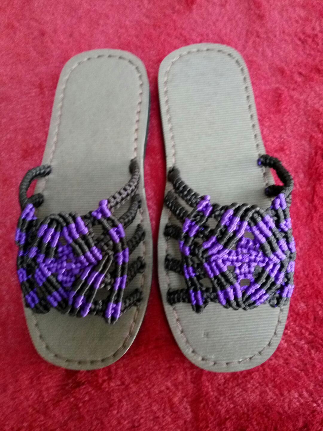 中国结 双色五爪男式拖鞋成品,纯手工制作,可预订(qq1593220356),两双