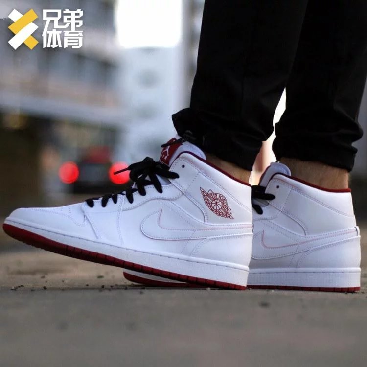 【兄弟体育】Air Jordan 1 Mid AJ1 白红 情侣 554725-554724-103