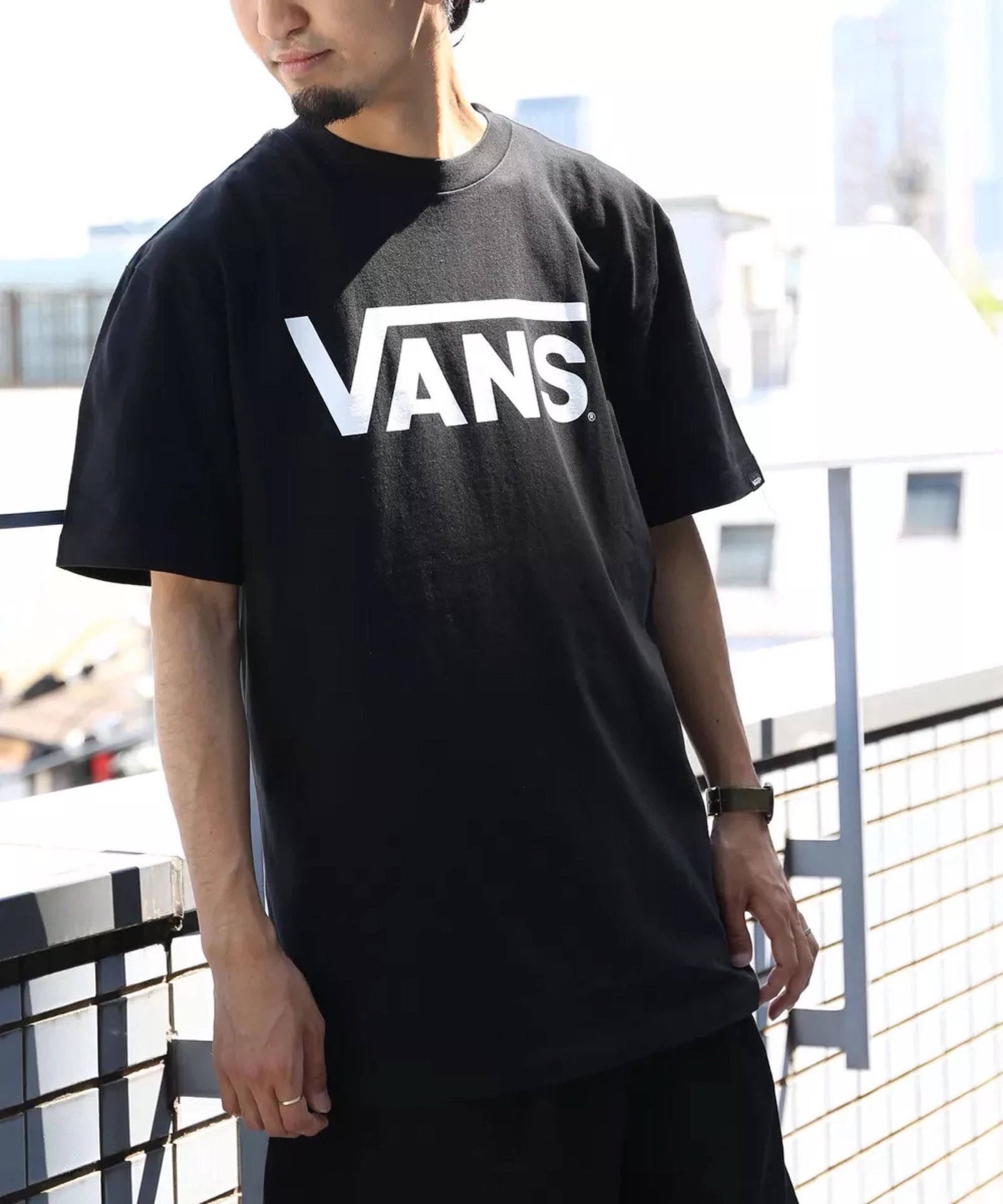 Vans Classic Logo Black T-Shirt