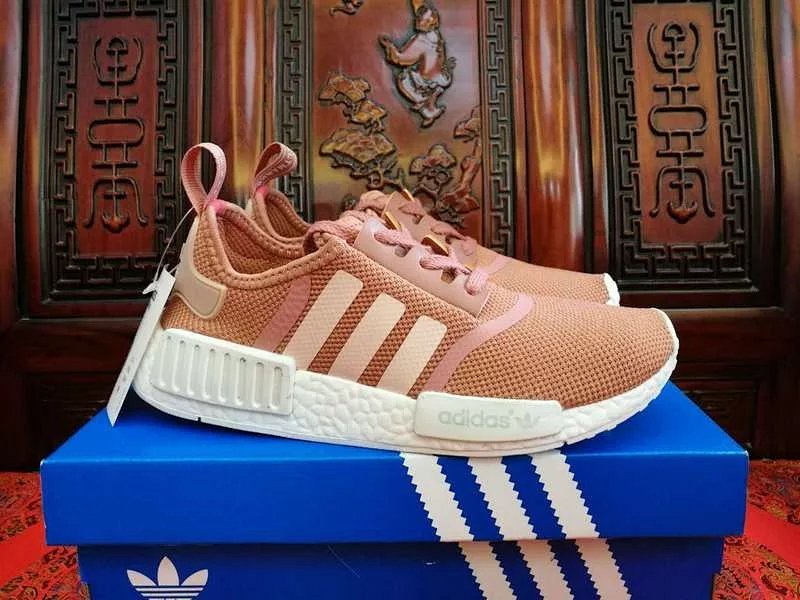 2018新款夏季阿迪达斯Adidas Originals NMD R1魔力红魔力粉针织面女鞋透气休闲鞋网鞋运动鞋跑鞋