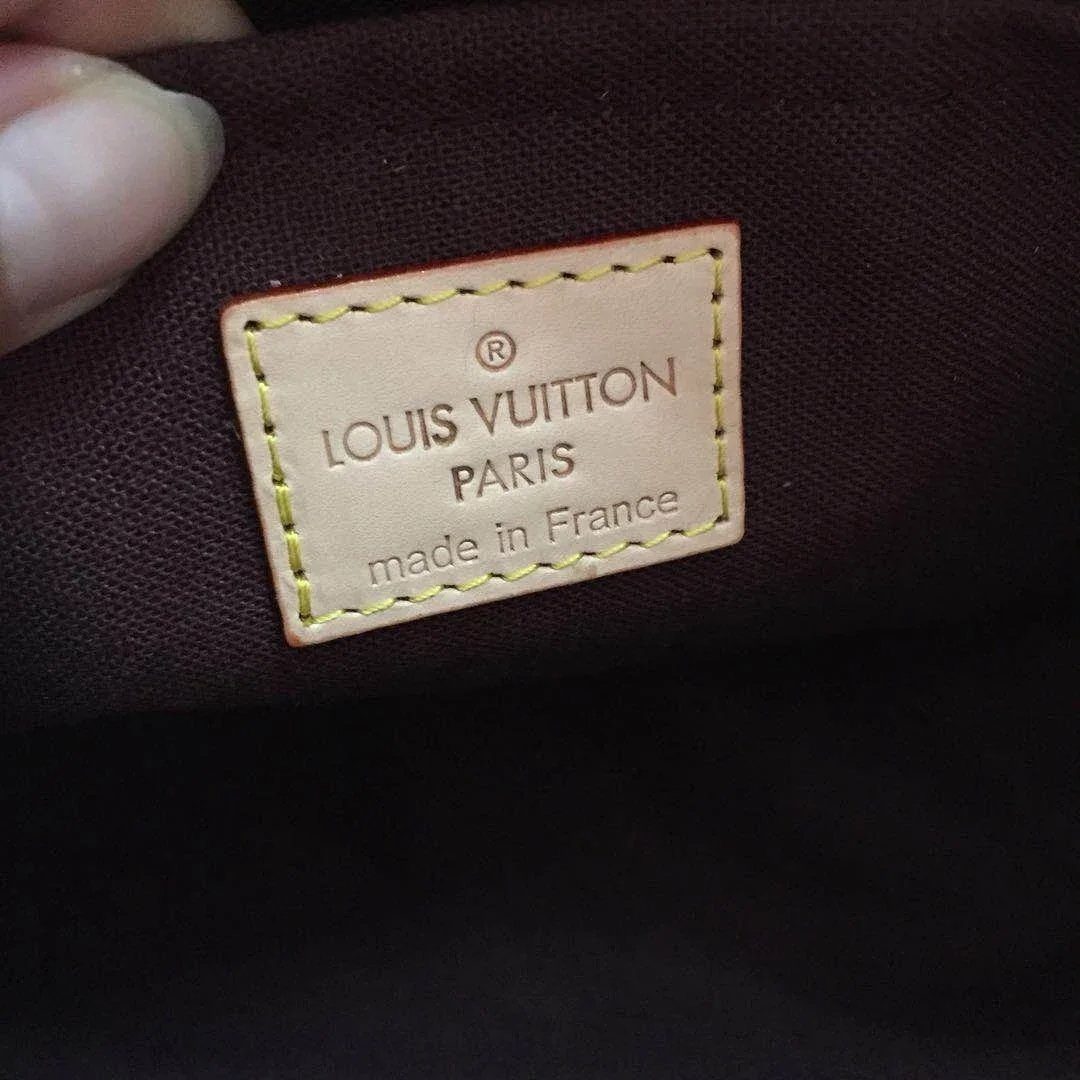 Louis Vuitton Croisette 10