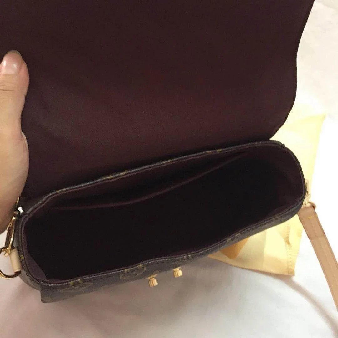 Louis Vuitton Croisette 9