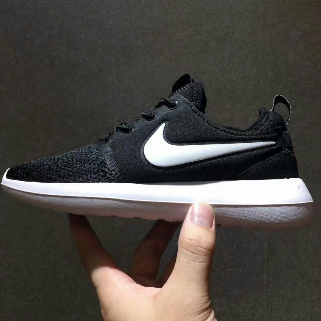 44 nike/耐克 官方 2017新款透气大网roshe two伦敦二代运动鞋休闲鞋