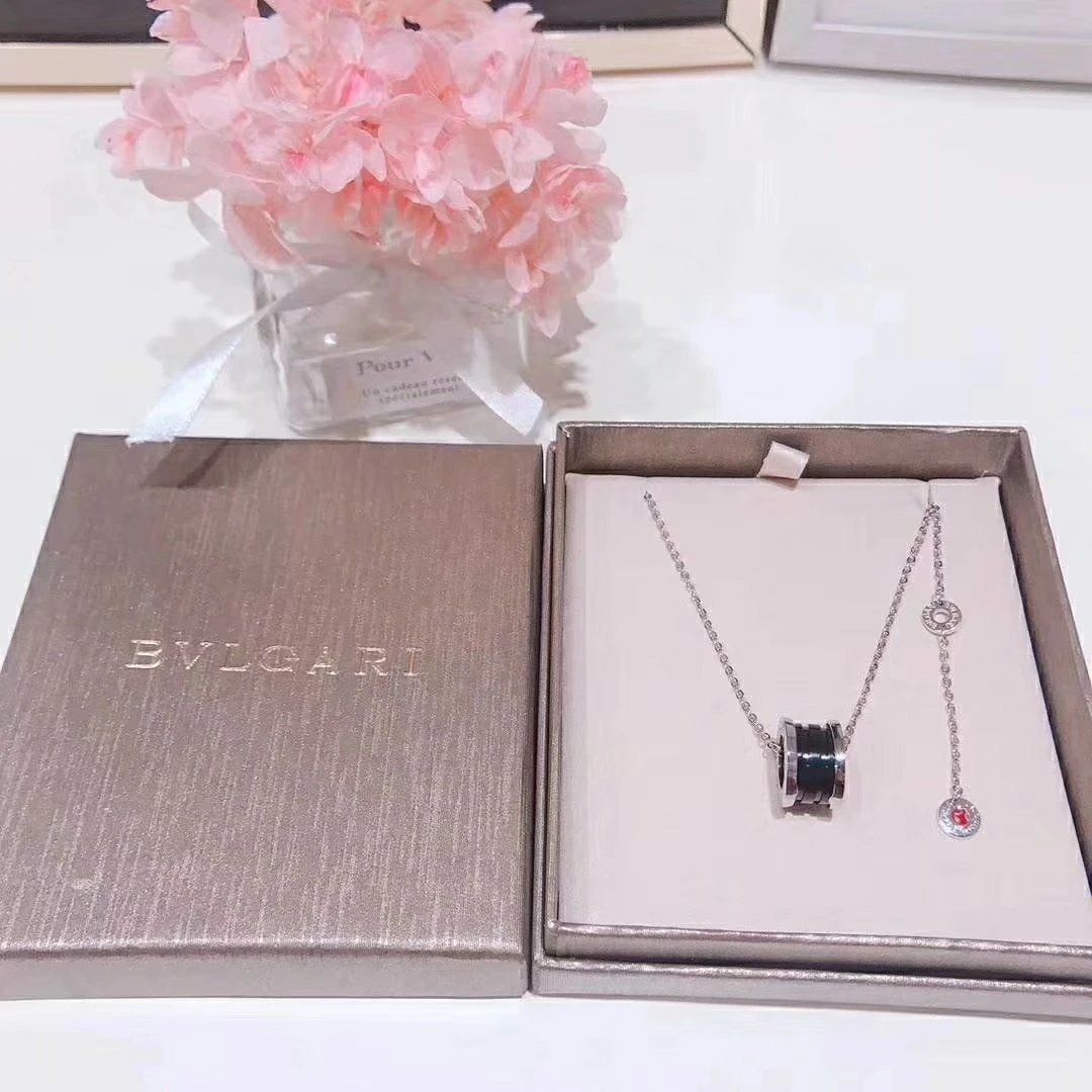 宝格丽慈善款小红人黑陶瓷项链