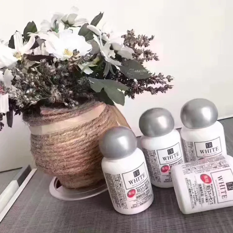 日本 大创美白精华30ml 这货的全称叫 大创yao用胎盘素美白淡斑精华液 日本人手一个 作为一款美白精华 真 日本 大创美白精华30ml 这货的全称叫 大创yao用胎盘素美白淡斑精华液 日本人手一个 作为一款美白精华 真