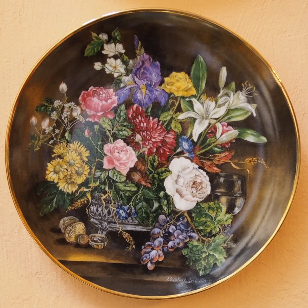 荷兰80年代Royal Mosa陶瓷厂限量收藏版印花瓷盘「花卉静物油画」，可挂