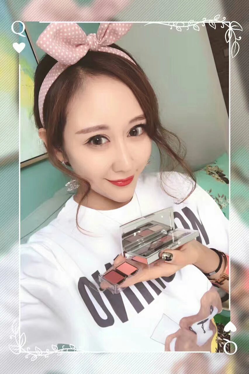 付爱宝 2017最魅惑bling bling闪亮大地色系眼影盘超fashion,超上色