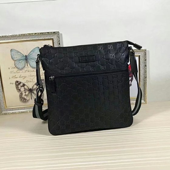 Gucci Men's Slim Nylon Crossbody Bag Casual Canvas Shoulder Bag 449185