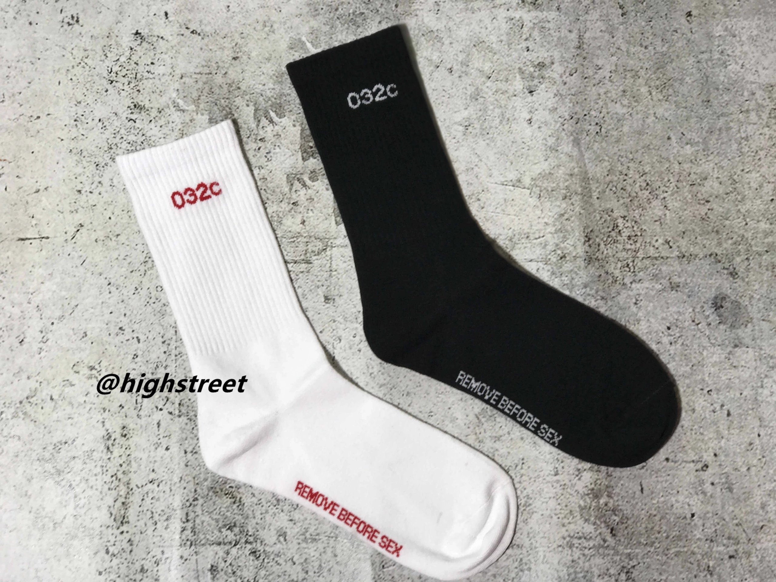 032c Socks [1 style]