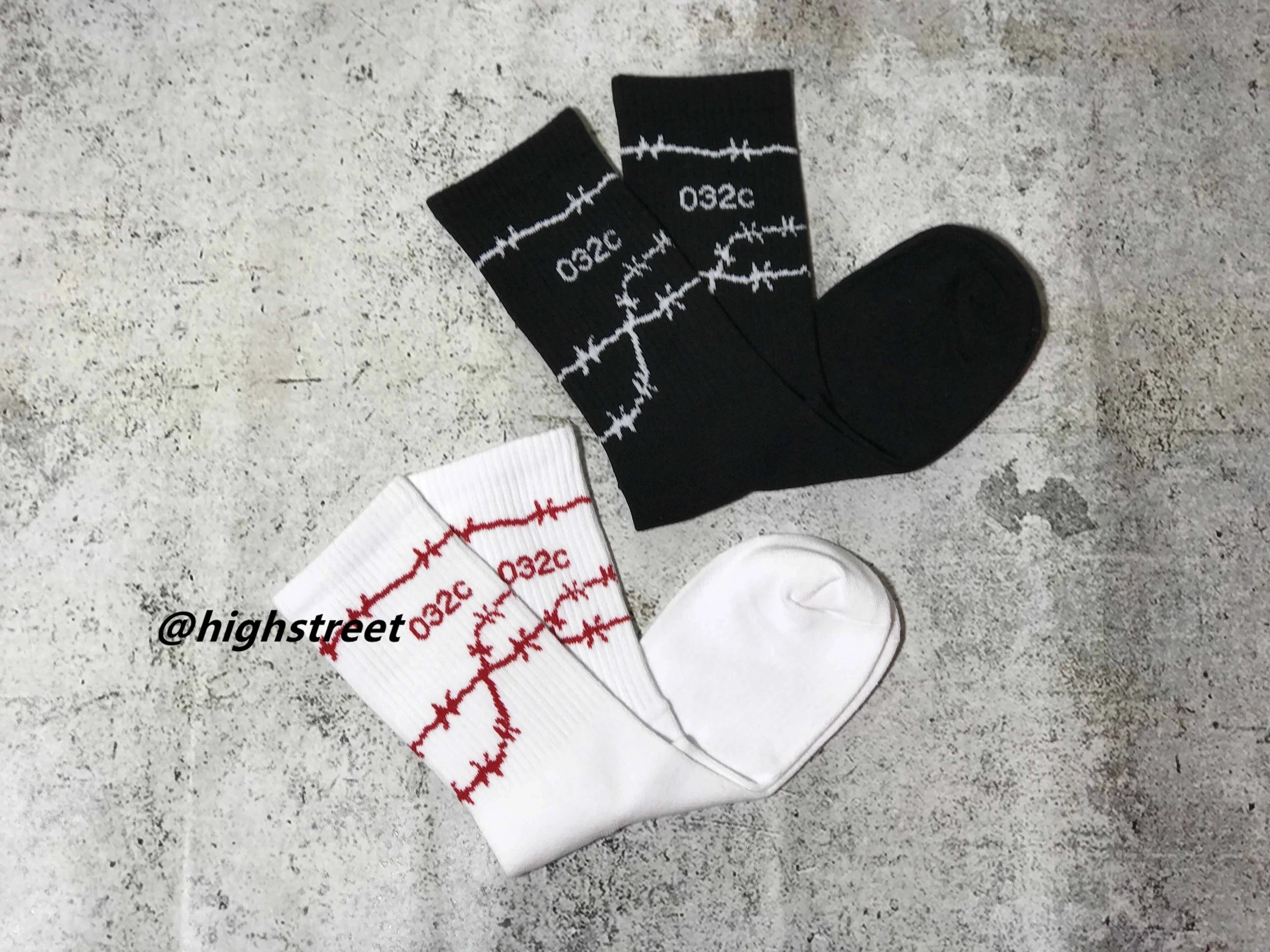 032c Barbed Wire Socks [1 styl