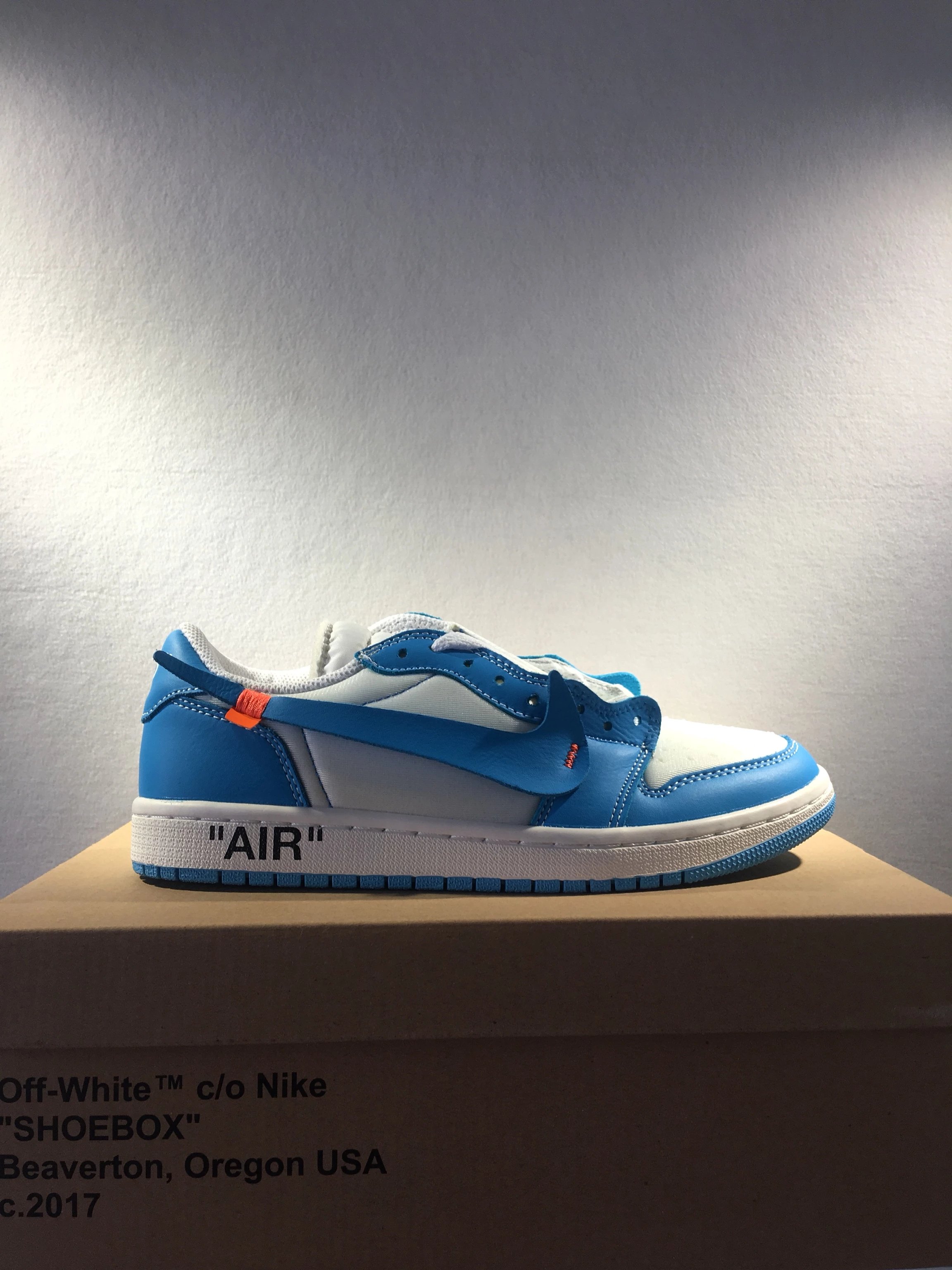 Air Jordan 1 Off Campus Low Carolina Blue