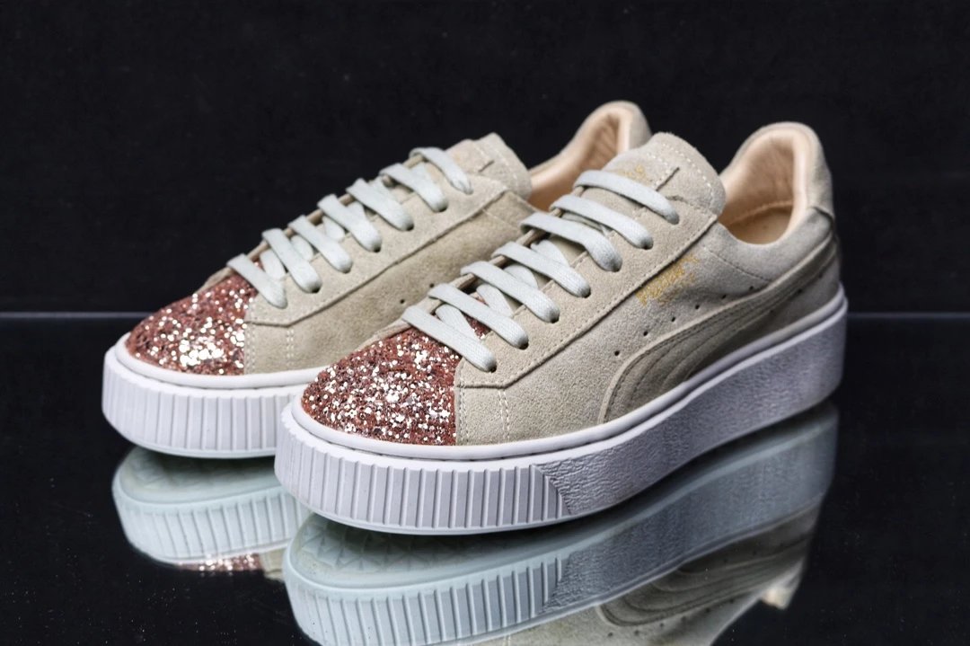 PUMA Rihanna Fenty Creeper 彪马蕾哈娜 二代 松糕鞋，全头层翻毛皮打造，内里全部小羊皮加持，完