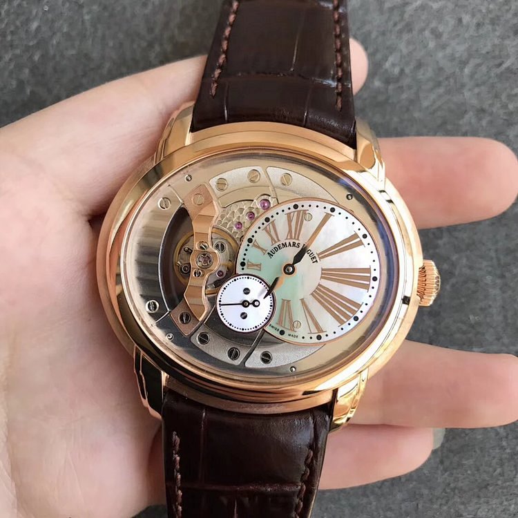 Watch from No. 8