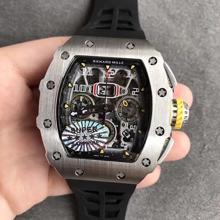 Watch from No. 8