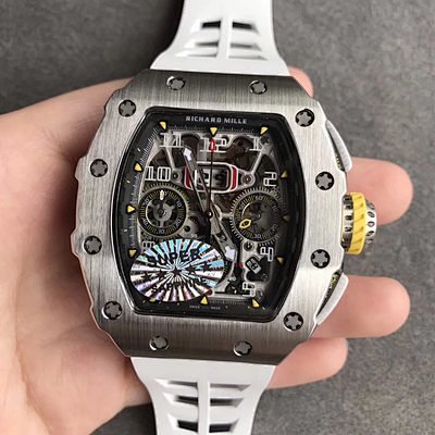 Watch from No. 8