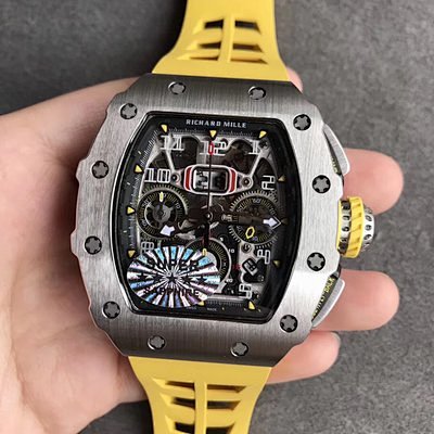 Watch from No. 8