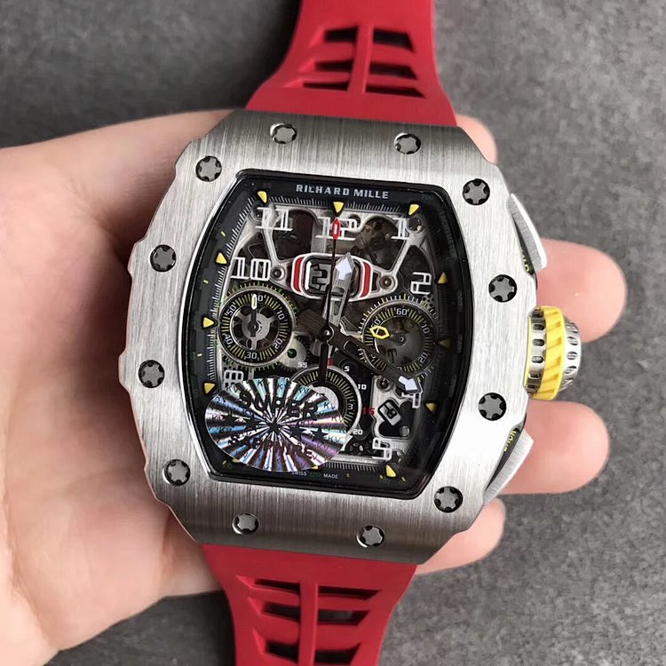 Watch from No. 8