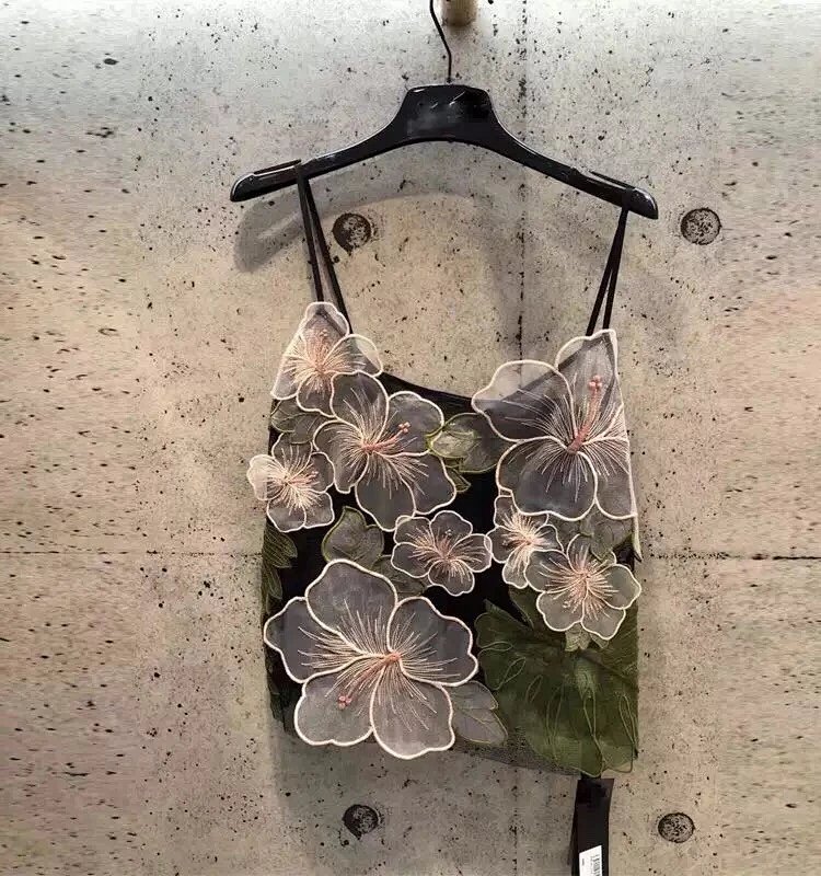 刺绣立体花朵背心树叶超美性感薄纱蕾丝吊带上衣.sm
