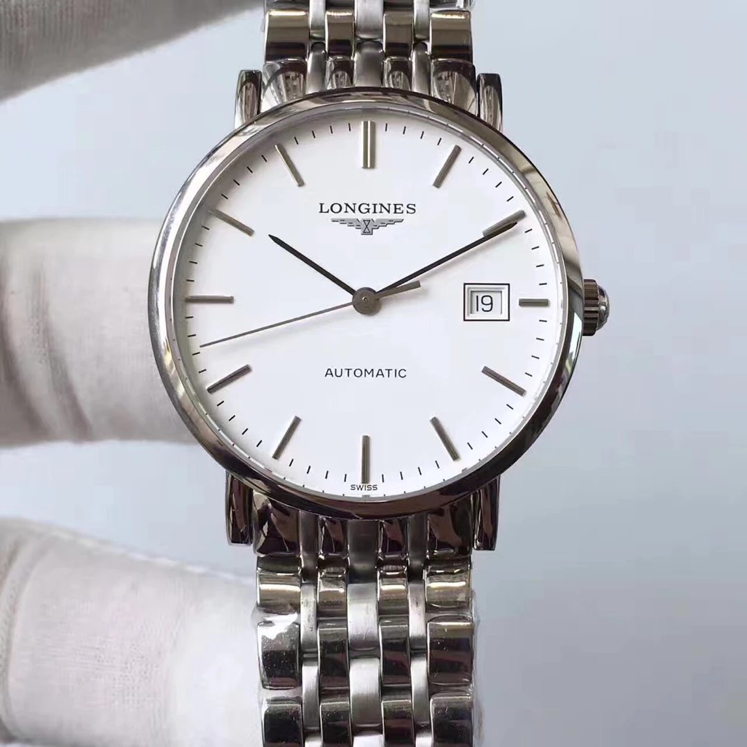 浪琴博雅L4.810系列采用与正品的 高仿浪琴名匠月相手表质量怎么样 
