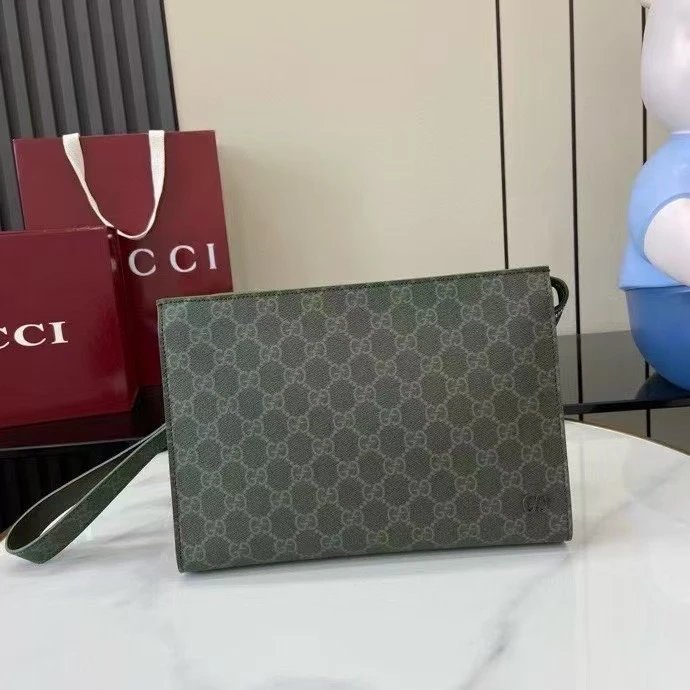 Gucci Pouch