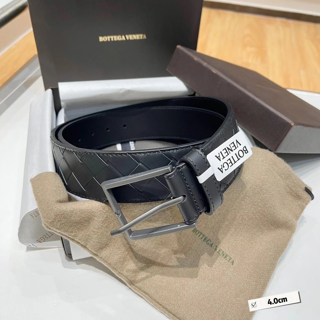 Emma Official - WhatsApp: +8618024915551