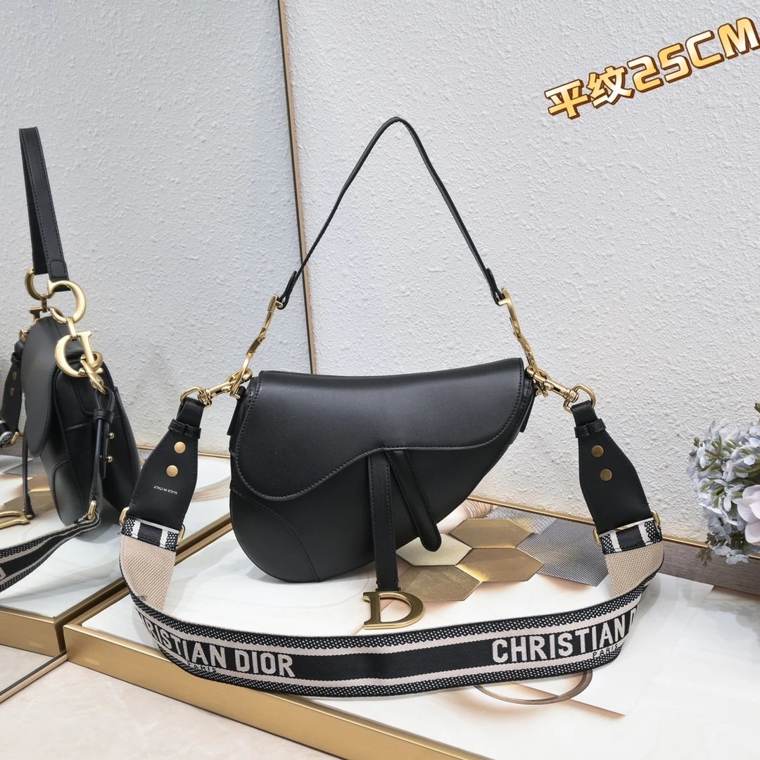 Christian Dior Saddle Bag