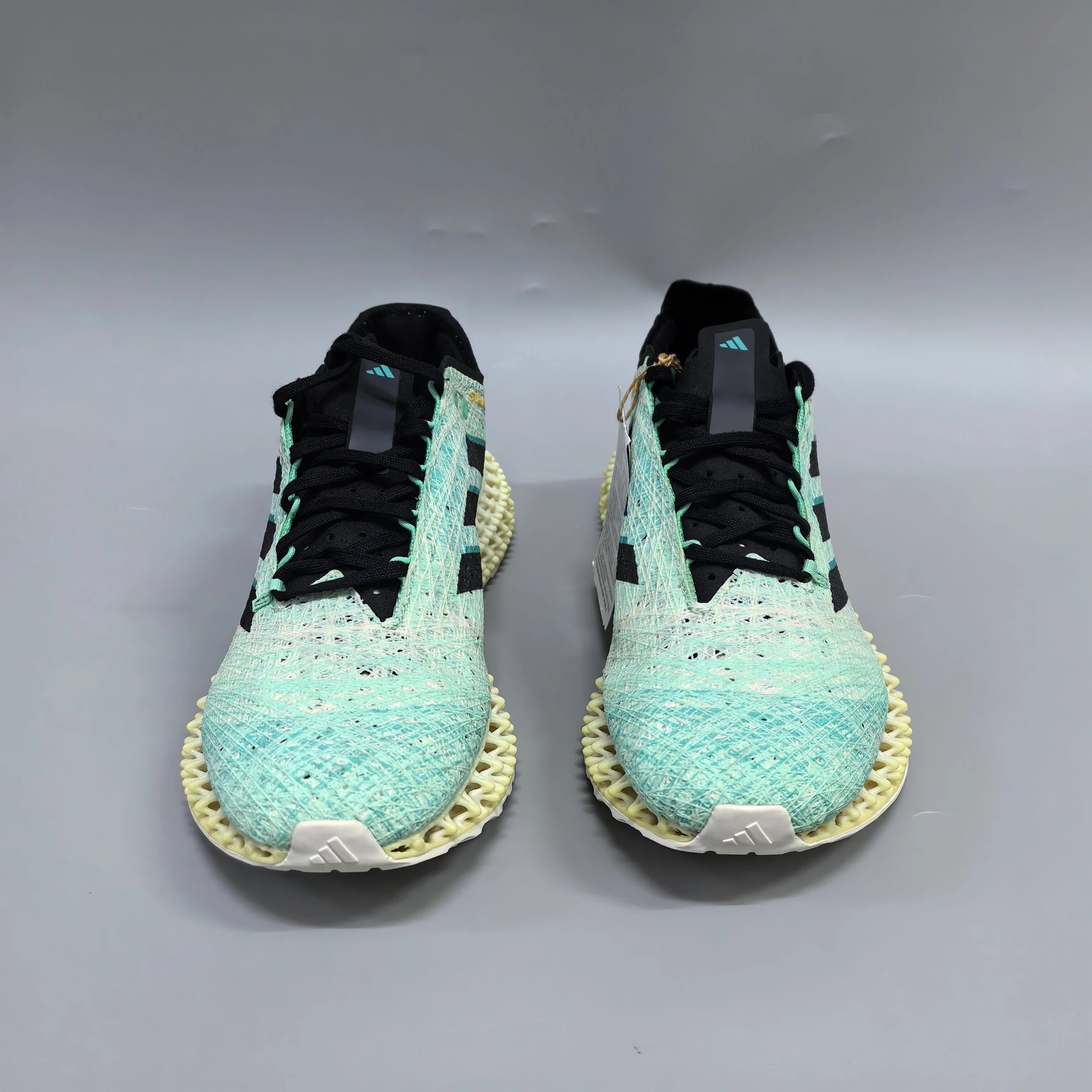 正品Adidas阿迪达斯4DFWD X STRUNG M男女款舒适透气运动跑步鞋轻微泛黄 介意勿拍  40.5/2  42/1  42.5/1  43.5/1  44/1   ¥800WX