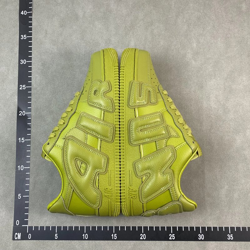 Sneakers from 7up
