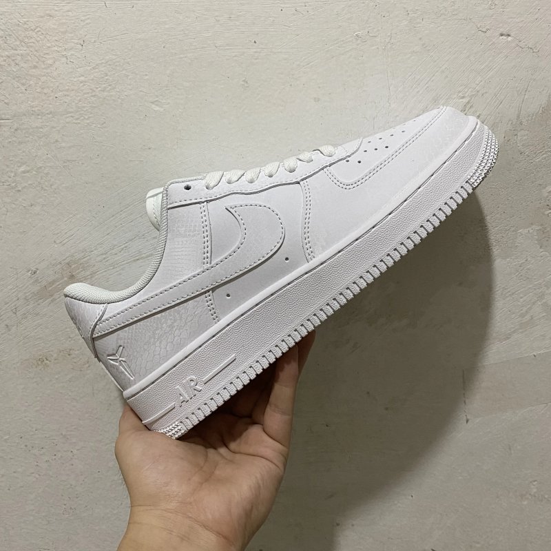 Force 1 Low Kobe