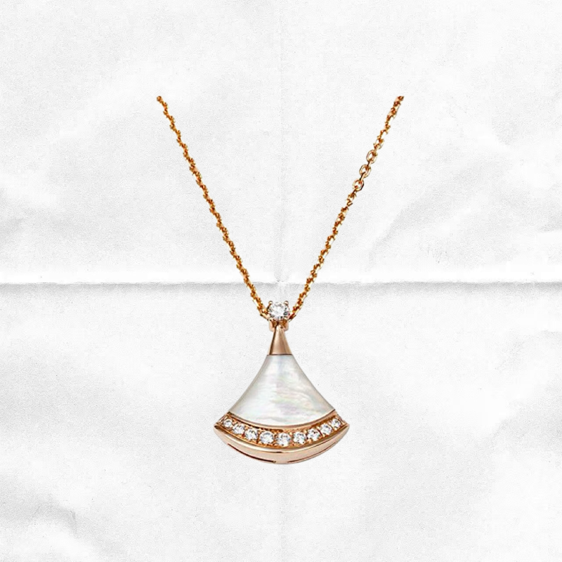Necklace from Yin Kuang's Shop