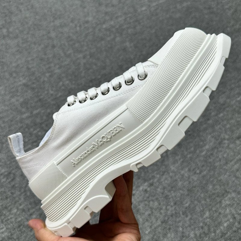 Alexander Mcqueen