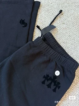 thumbnail for 热火双11第二档赠品快乐黑灰植绒十字架休闲裤