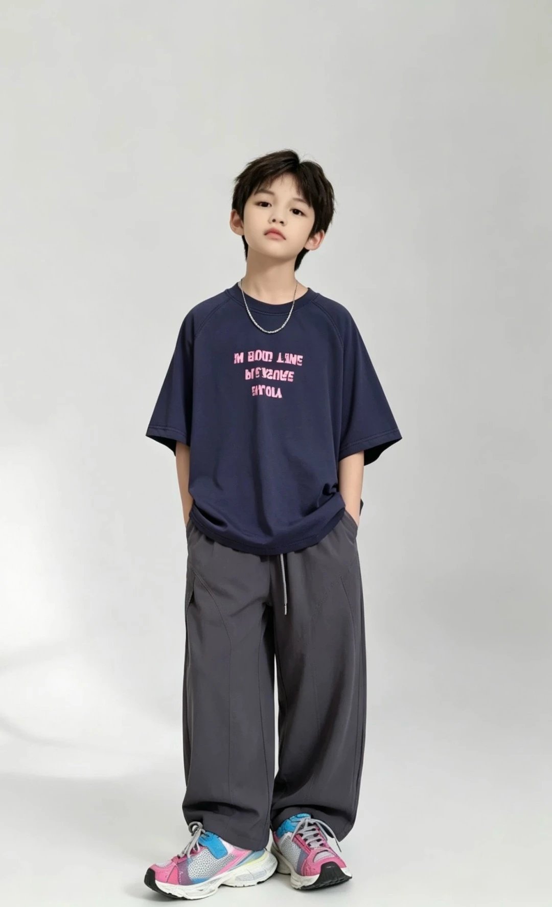 The weather is hot in summer and the children are lively and active
When choosing pants for children, I’m afraid they’ll be thick, stuffy, and sticky.
Cool cotton and linen anti-mosquito pants are a must-have!
This year’s latest anti-mosquito pants fabric has great texture!
It’s cool and stylish, the low saturation color system is extraordinarily stylish!
Mainly light and breathable, ice-like cooling, comfortable and mosquito-proof