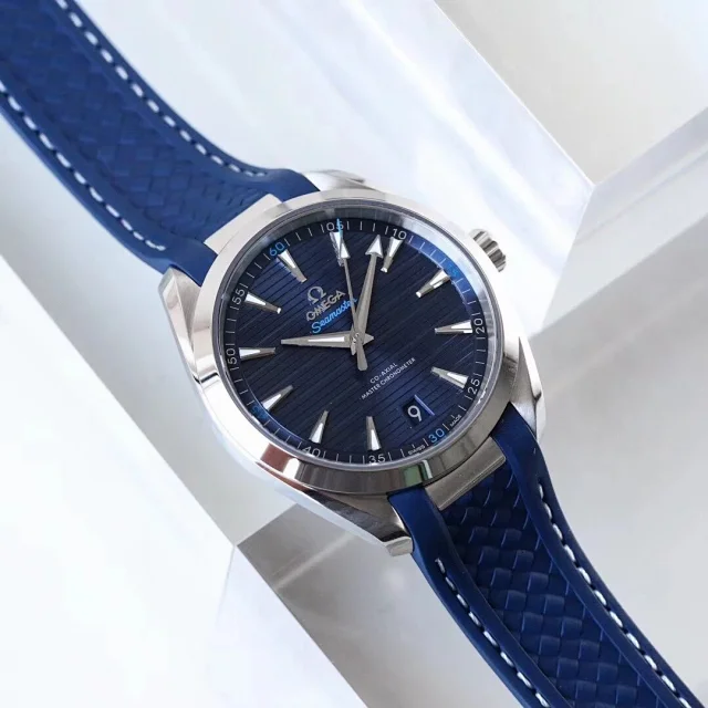 VS厂欧米茄海马150AquaTerra41mm 蓝面银针 AT8900机芯(图6)