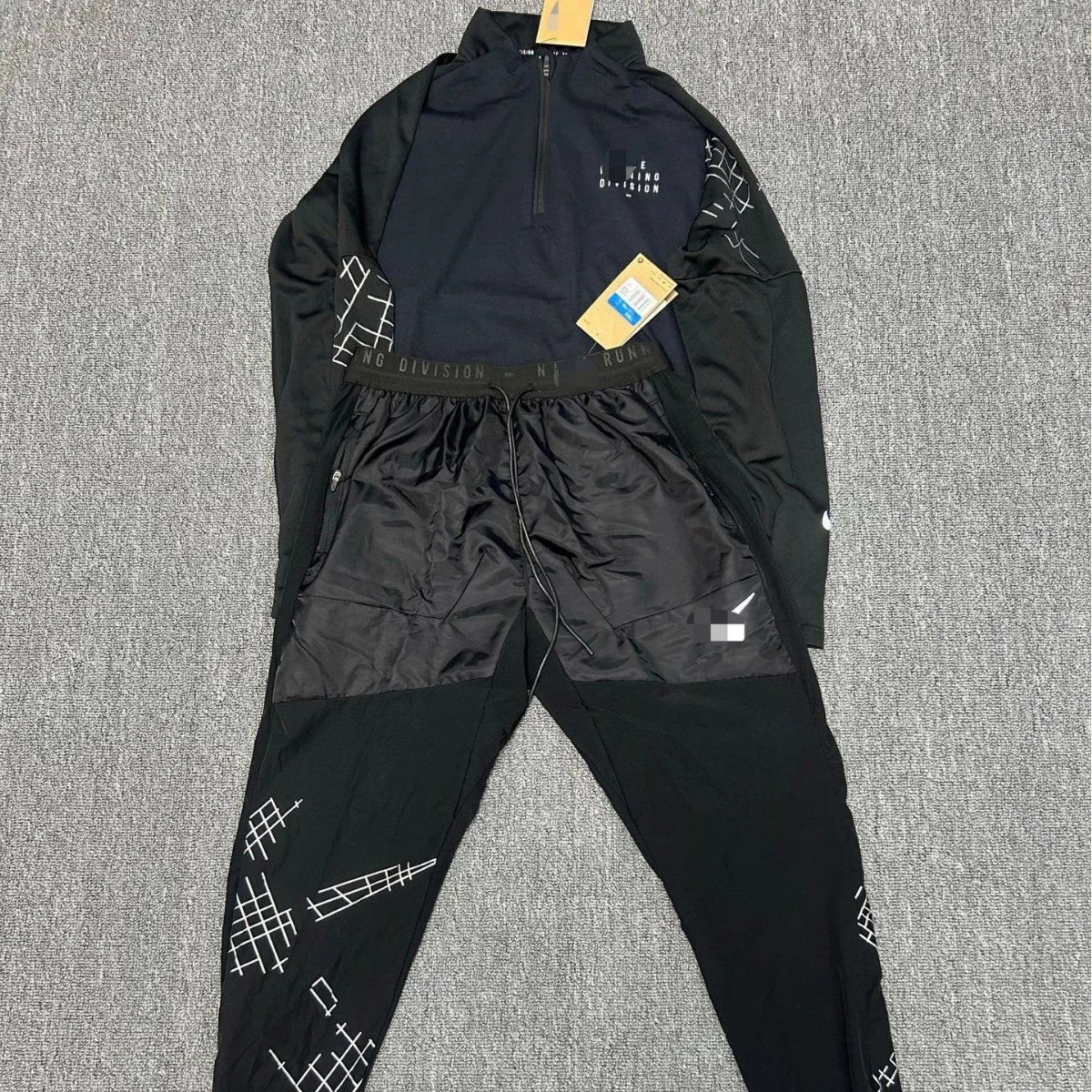 Nike Running Division Black Half-Zip Tracksuit with White Grid Print