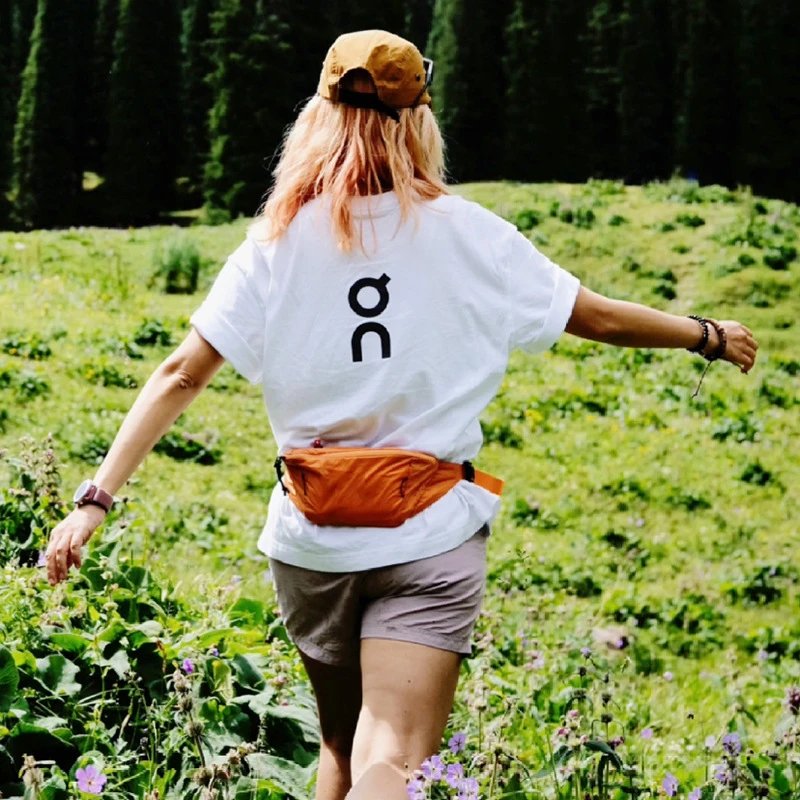 On Running Short Sleeve Crew Neck T-Shirt with Small Logo