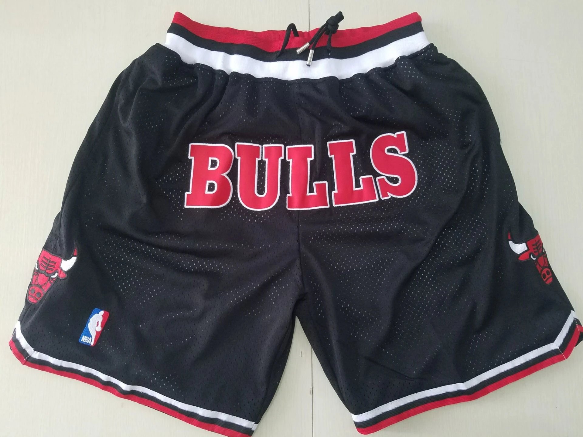 Chicago Bulls Mesh Shorts Black Red White - 15