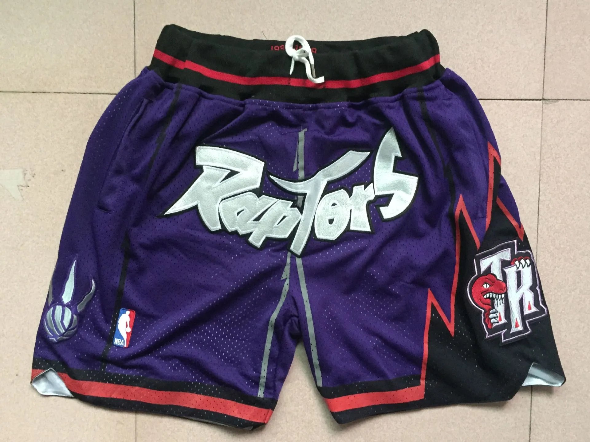 Chicago Bulls Mesh Shorts Black Red White - 16