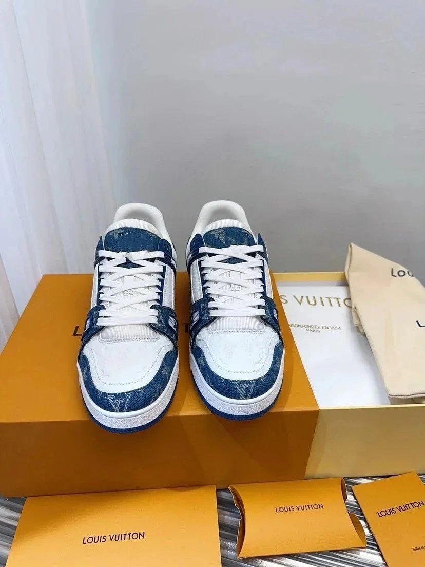 K high-quality shoes

