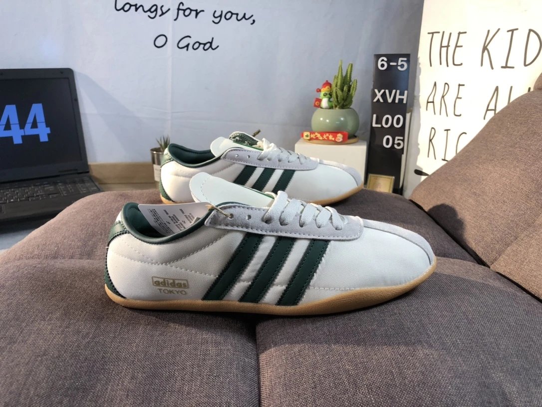 Adidas Tokyo White Green Retro Gum Sole Sneakers