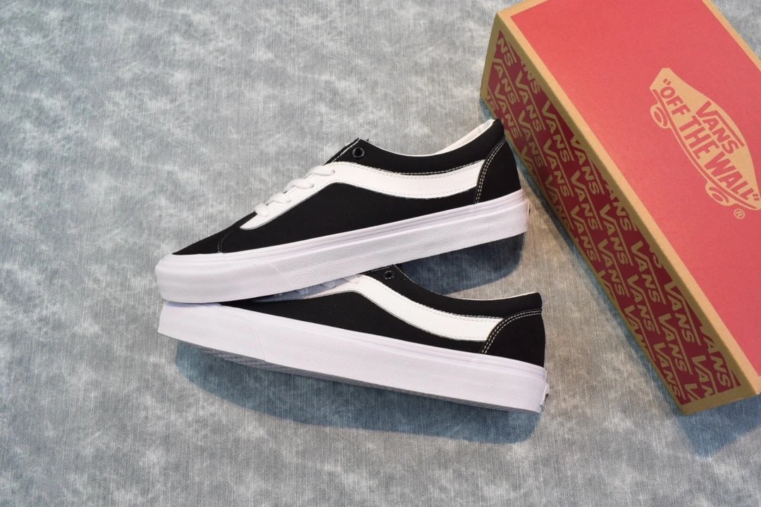 Vans Old Skool Black White Skate Sneakers