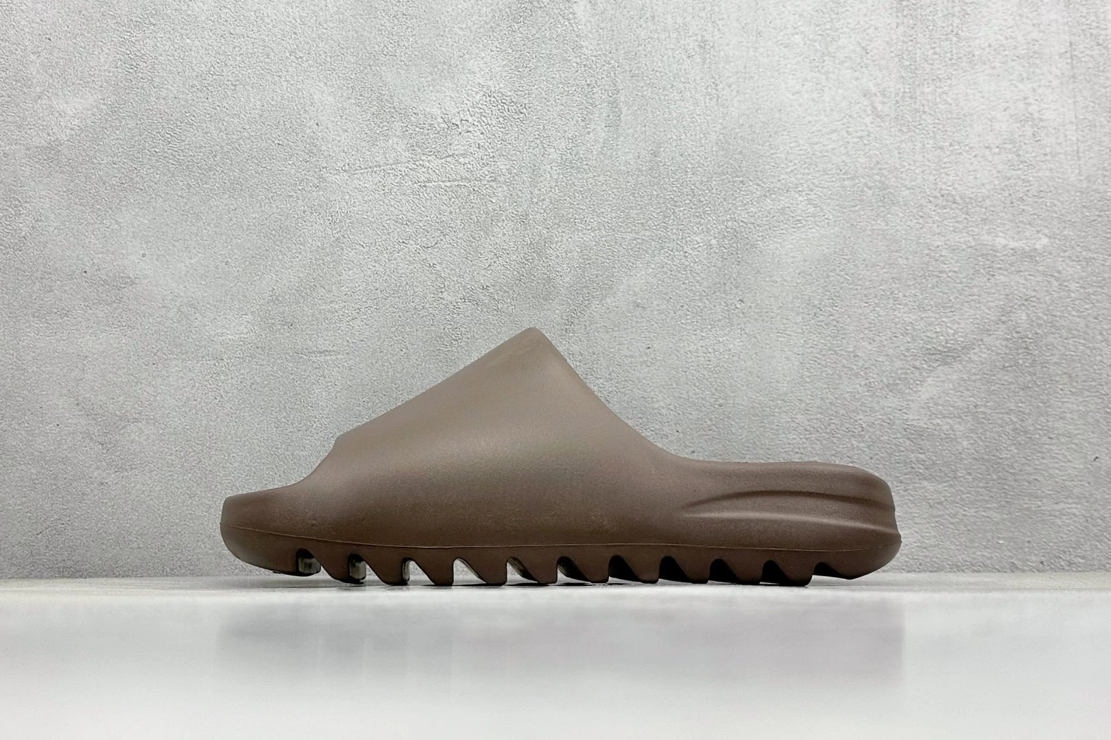 Yeezy Slide Brown EVA Foam Casual Sandals