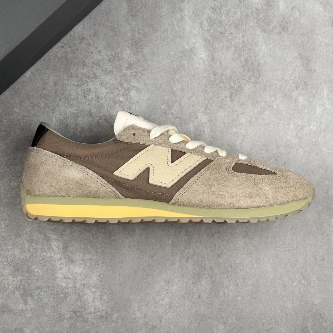 New Balance Retro Beige Brown Suede Men’s Sneakers