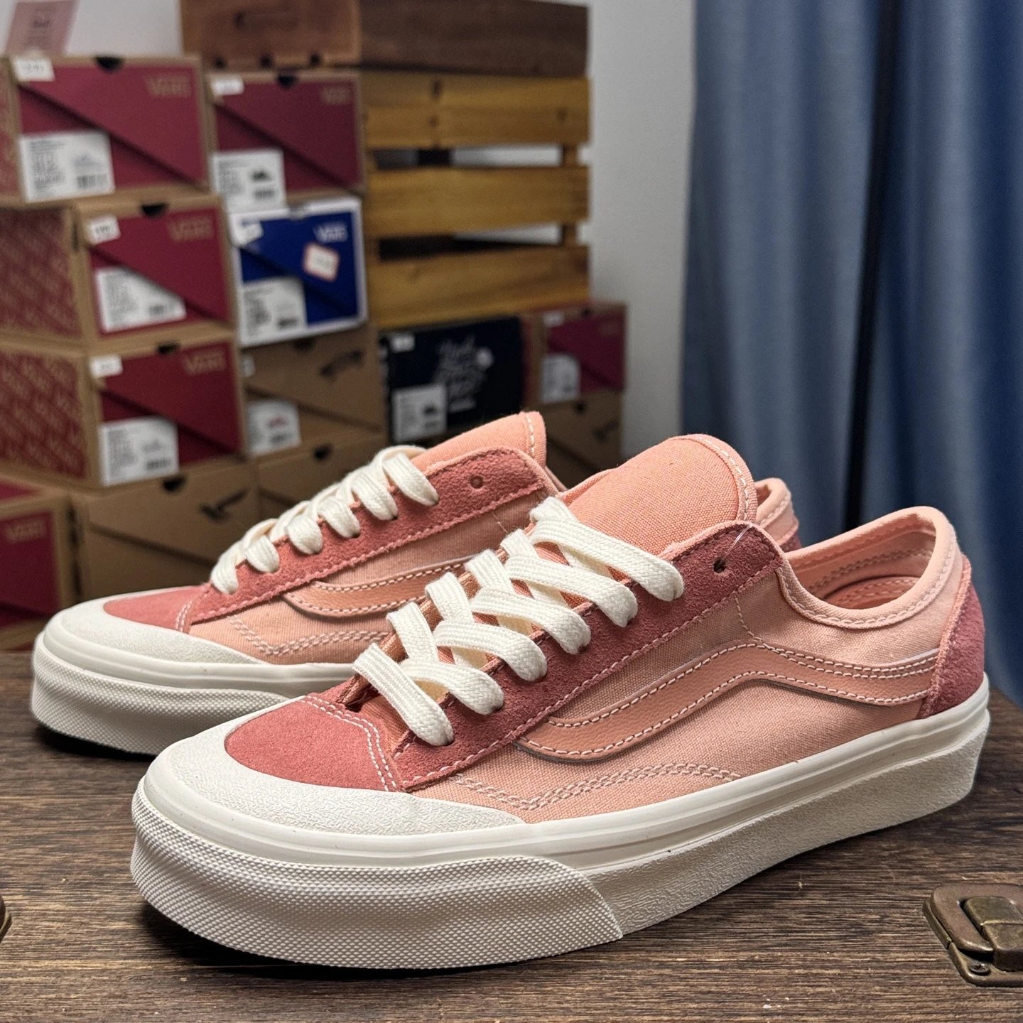 Converse Pink Canvas Casual Sneakers for Women