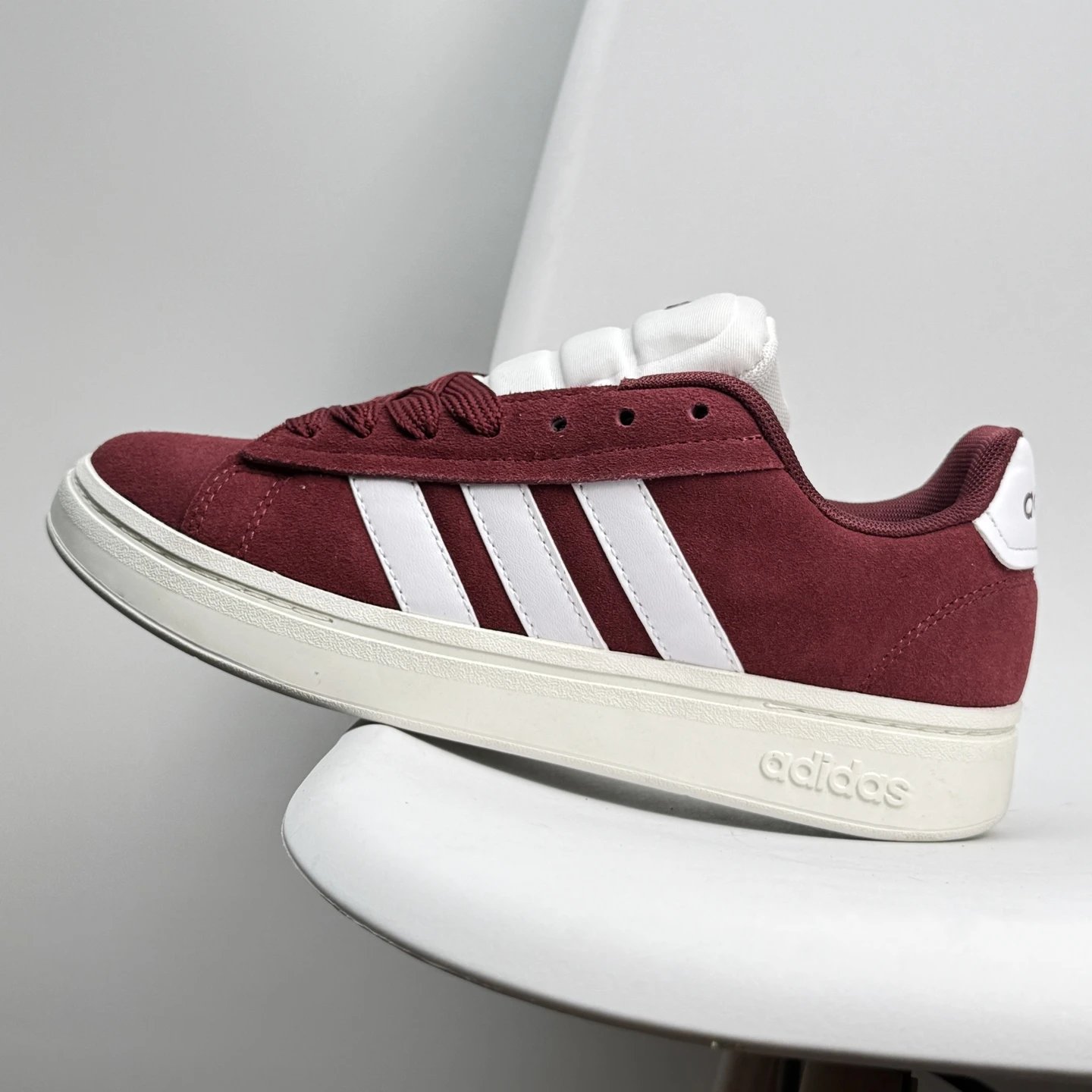 Adidas Suede Classic White Stripes Casual Sneakers Shoes