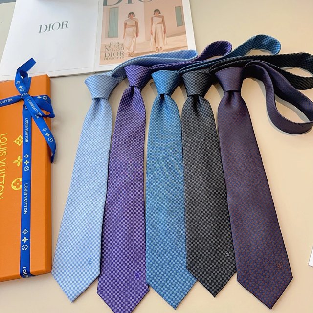Louis Vuitton Micro Damier Silk Tie M78748