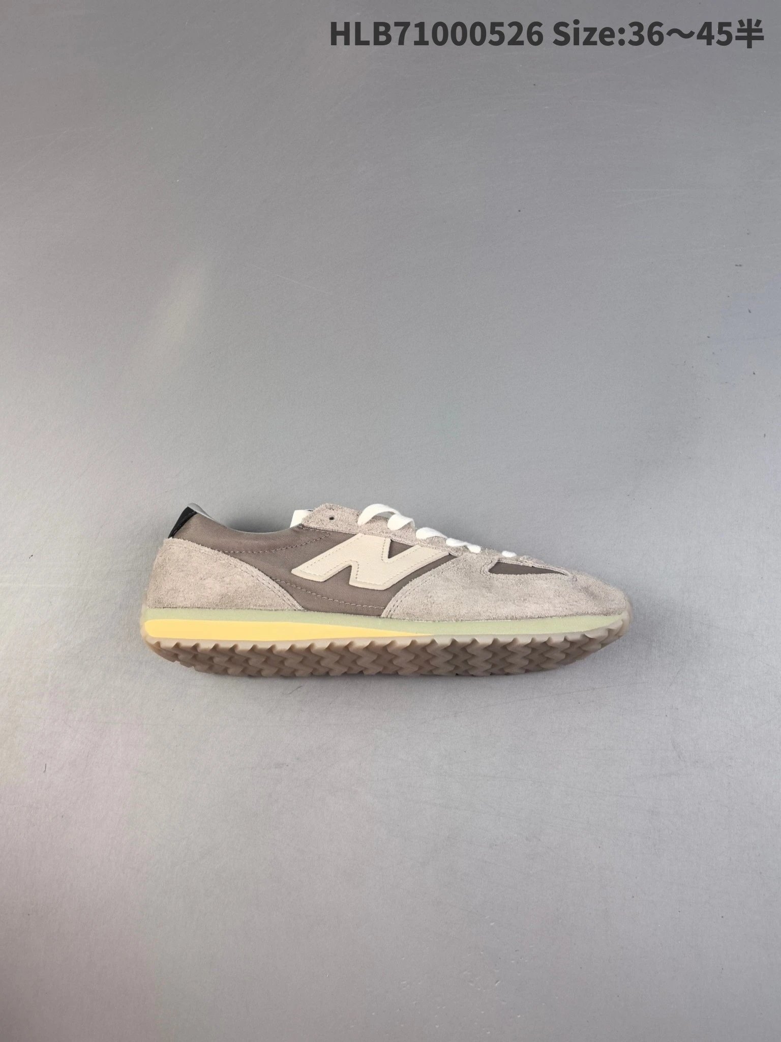 New Balance HLB71000526 Suede Casual Sneakers for Men Women