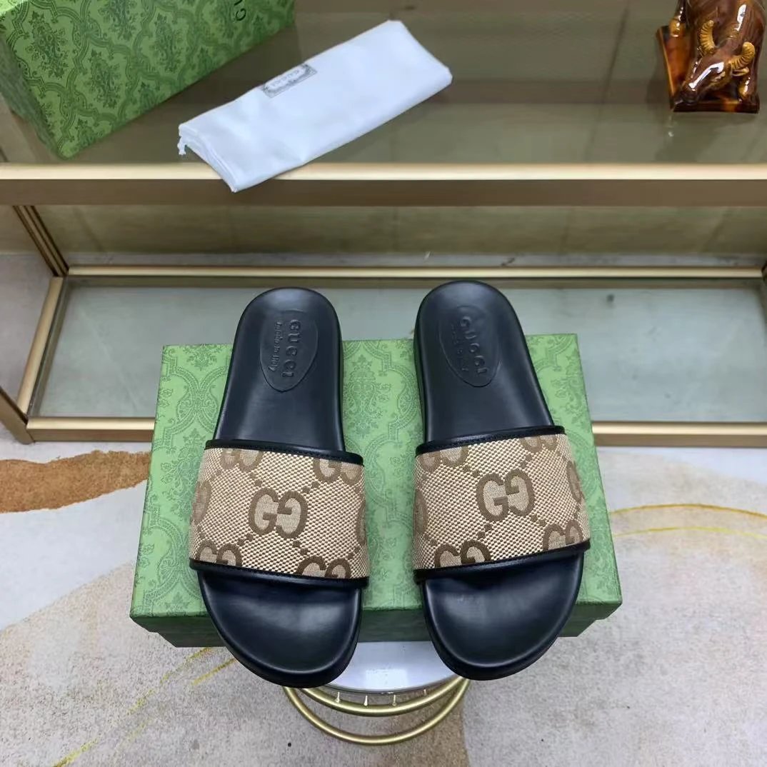 Gucci Men GG Canvas Slide Sandals Luxury Summer Shoes